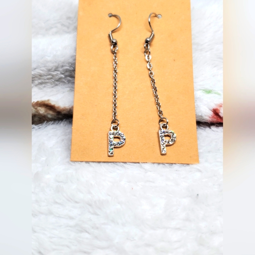 7/$10 P Initial Earrings, New